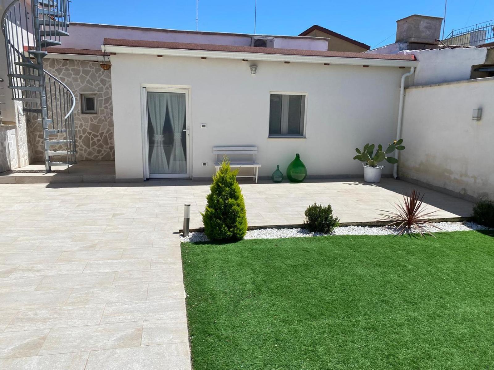 Brezza Marina Apartment Таранто Екстериор снимка